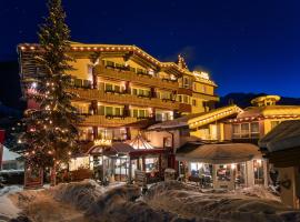 VÖTTER'S HOTEL in Kaprun am Kitzsteinhorn - Skibus direkt: Kaprun şehrinde bir otel