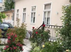 Kleine Ferienwohnung mit Garten