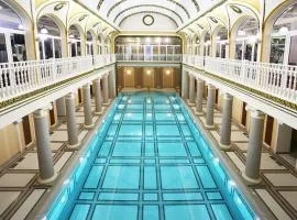 Londonskaya SPA Hotel