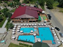 Chorna Skelya Resort & Wellness, hotel v destinaci Vynohradiv