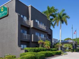 La Quinta by Wyndham Ft. Myers - Sanibel Gateway, viešbutis mieste Fort Majersas