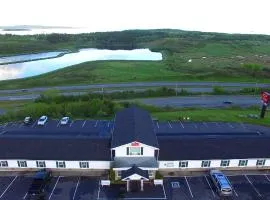 Econo Lodge Inn & Suites