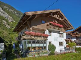 Gästehaus Renate, hotel i Längenfeld