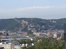 Bouge में, होटल Bed vue sur vallée de la Meuse Namur