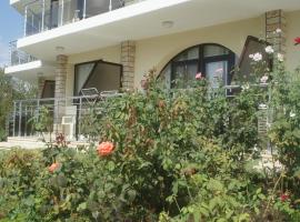 HOTEL VENERA *** KAVARNA, מלון בקווארנה