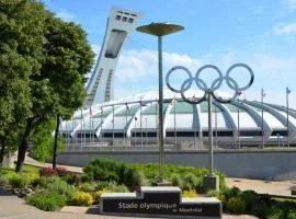 HoMa Homestay Hotel by Olympic Stadium Montreal Auberge-Hostel