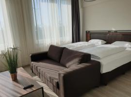 Motel Plus Schönefeld，位于舍讷费尔德的酒店