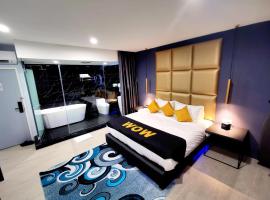 WOW Hotel Penang, hotell i George Town