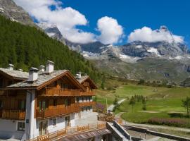 3 Chalets Aparthotel, hotel in Breuil-Cervinia