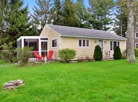 Pineapple Cottage By The Sea