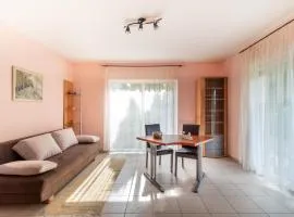 Easy Apartmanház