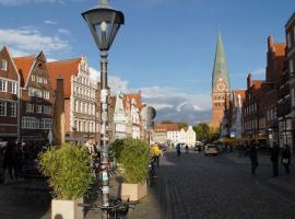 HOTEL alt lüneburger Kutscherstuben, hotel di Altstadt, Luneburg