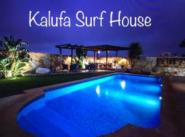 Kalufa Surf House، بيت شباب في El Cuchillo