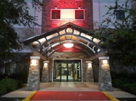 WeStay Suites - Covington/Mandeville, hotel v destinácii Covington