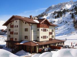 Hotel Tauernglöckl, ξενοδοχείο σε Obertauern