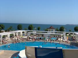 Private Apartment 49 in Prestige Fort Beach Hotel, hotel en Sveti Vlas