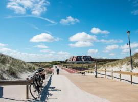 Strandhotel Buren aan Zee, hotel di Buren