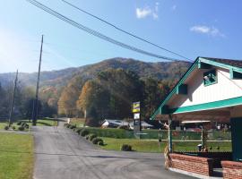 Scottish Inn Maggie Valley, готель у місті Маґґі-Валлі