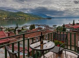 INES APARTMENTS, homestay sa Ohrid