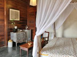 The Artist Cottages: Morjim şehrinde bir otel