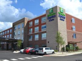 Holiday Inn Express & Suites Goodlettsville N - Nashville, an IHG Hotel: Goodlettsville şehrinde bir otel