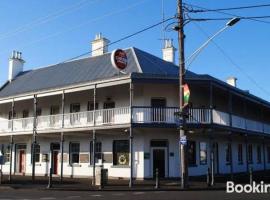 Star of the West Hotel, hostel ở Port Fairy