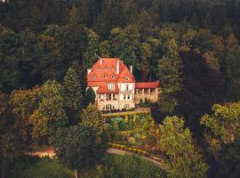 Willa Barbara - ProHarmonia, hotel u gradu Lomdek-Zdroj