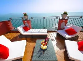 Palazzo Rocco Penthouse White Moon in Love