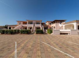 Residence Arcobaleno, hotel en San Teodoro