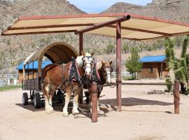 Grand Canyon Western Ranch, cottage in Meadview