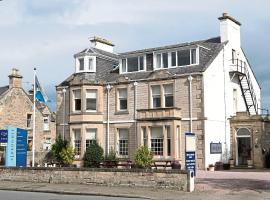 ClubHouse Hotel, hotel i Nairn