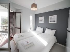 FLH - Ericeira Beach Apartments, hotel en Ericeira