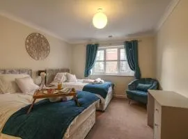 Sunnydale Serviced Apartments - Central Wakefield, spacious apartment