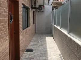 Casa - Próximo a UFSC e CENTRO - 5 KM