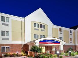 Viesnīca Candlewood Suites Merrillville, an IHG Hotel pilsētā Merilvila