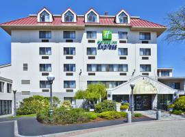 Holiday Inn Express Boston-Waltham, an IHG Hotel, hotelli kohteessa Waltham