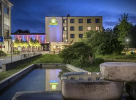 Holiday Inn Express Singen, an IHG Hotel, хотел в Зинген