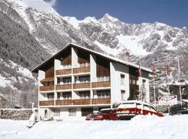 Familienwohnung Mireille in der Casa Yolanda Fieschertal, in der Aletsch Arena, spaahotell sihtkohas Fiesch