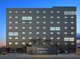 Holiday Inn Express Pachuca, an IHG Hotel: Pachuca de Soto'da bir havuzlu otel