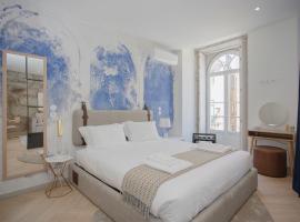 Liiiving in Porto - Luxury Beachfront Apartments, Hotel in Porto