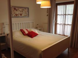 VILLA ROOMS, bed & breakfast i Laives