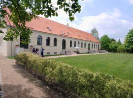 Kavaliershaus Schloß Blücher am Finckenersee，Fincken的SPA 飯店