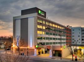 Holiday Inn Express Washington DC Silver Spring, an IHG Hotel, מלון 3 כוכבים בסילבר ספרינג