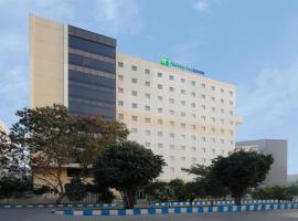 Holiday Inn Express Hyderabad HITEC City, an IHG Hotel: Haydarabad'da bir otel