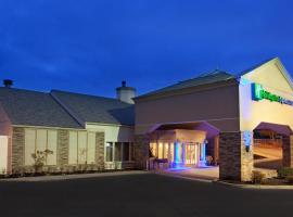 Holiday Inn Express Hotel & Suites Pittsburgh Airport, an IHG Hotel, hotell i Robinson Township