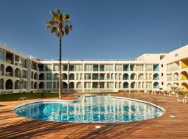 Ebano Hotel Apartments & Spa, hotel v destinácii Playa d'en Bossa