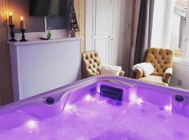 Spa viesnīca Suite EDEN avec jacuzzi privé pilsētā Šomona