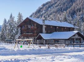 Hotel Petit Tournalin, hotel u gradu Šampolik