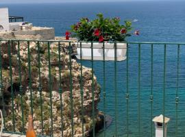 POSEA - Polignano Sea Suites, hotel v mestu Polignano a Mare