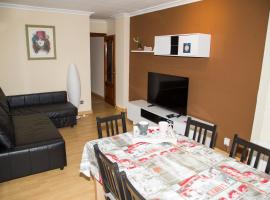 Apartamento Reus 1 - Parking gratuito, hotel u gradu Reus